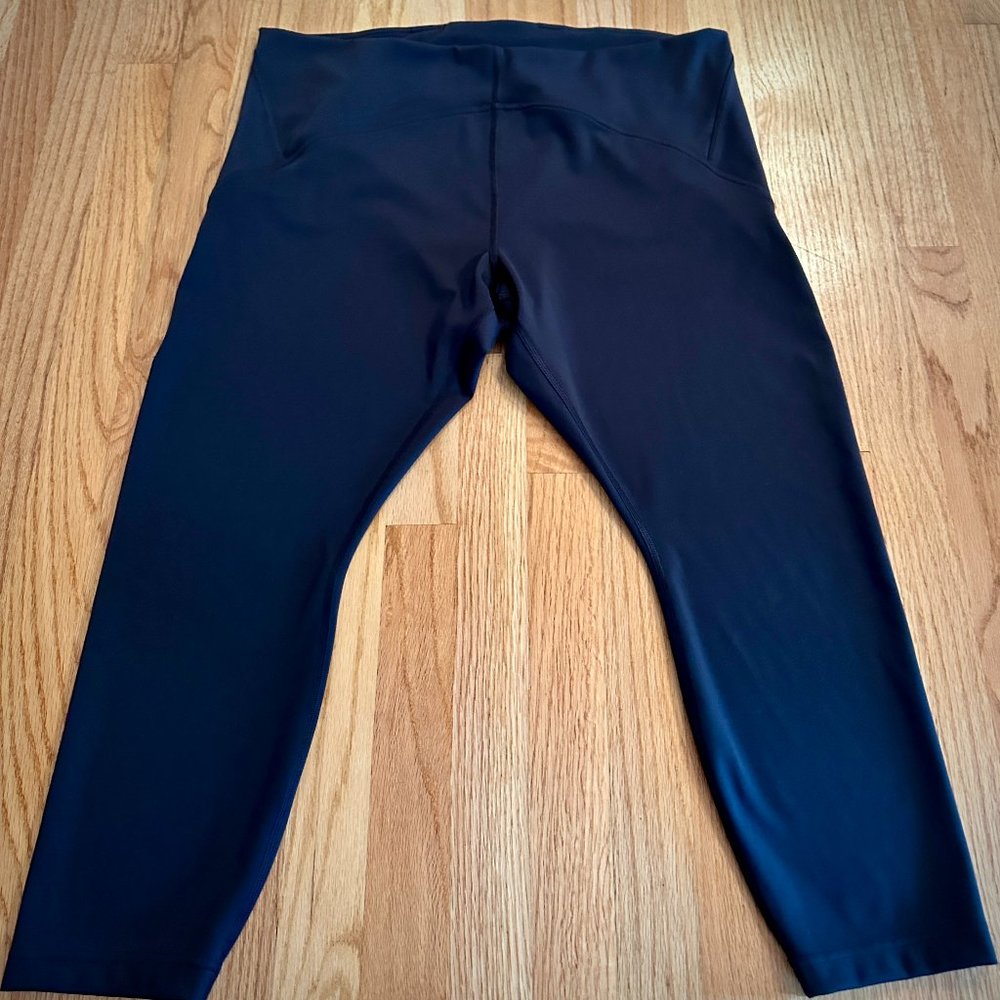 Lululemon Size 20- "InStill High-rise Tight 25"